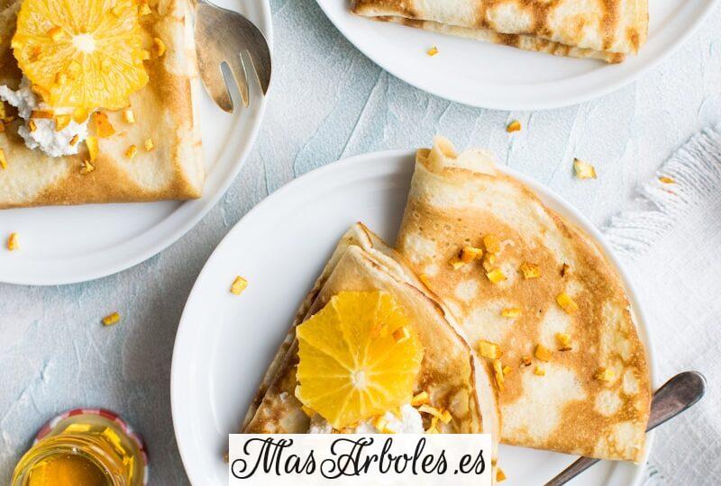 flat-lay photography of pancake with icing